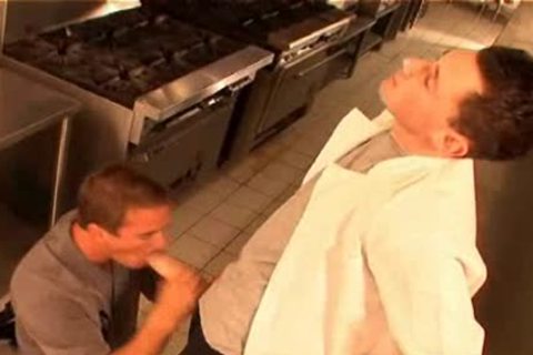 Hung Barrett lengthy slams Johnny