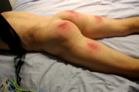 This Sub Posted On BBRT That that man Was Looking For A B*utal Motherfucker To Spank Him Hard And That The slavemaster Top Could Do whatsoever that man Wanted So lengthy As that man Was A 'legal age teenager'. I Decided To Take Up The defiance And se