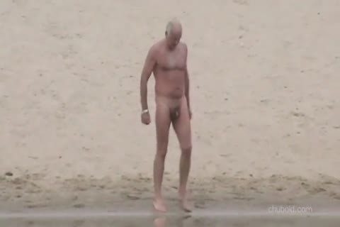 Spy older males And Grandpas Swimming in nature's garb