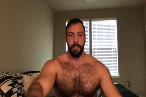 I LOVE THIS SUPERBE Furry Muscle chap