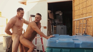 Hot House - Very hawt having fun with huge balls stud