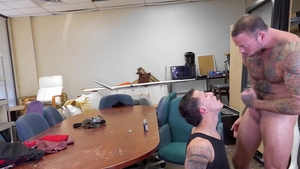 YoungPerps.com - Sean Duran pounding