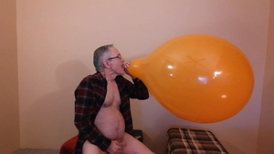 89) Re-Used TT24" Balloon Popped - Balloonbanger