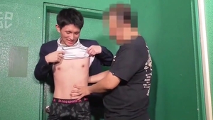 Uncle chap engulfing str8 man 's 10-Pounder 0034