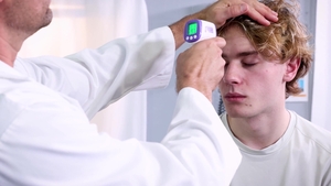 DoctorTapes: The Two-Way Solution for Skylar's Woes