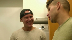 masqulin: Lips Sealed Around Patrick's Tool